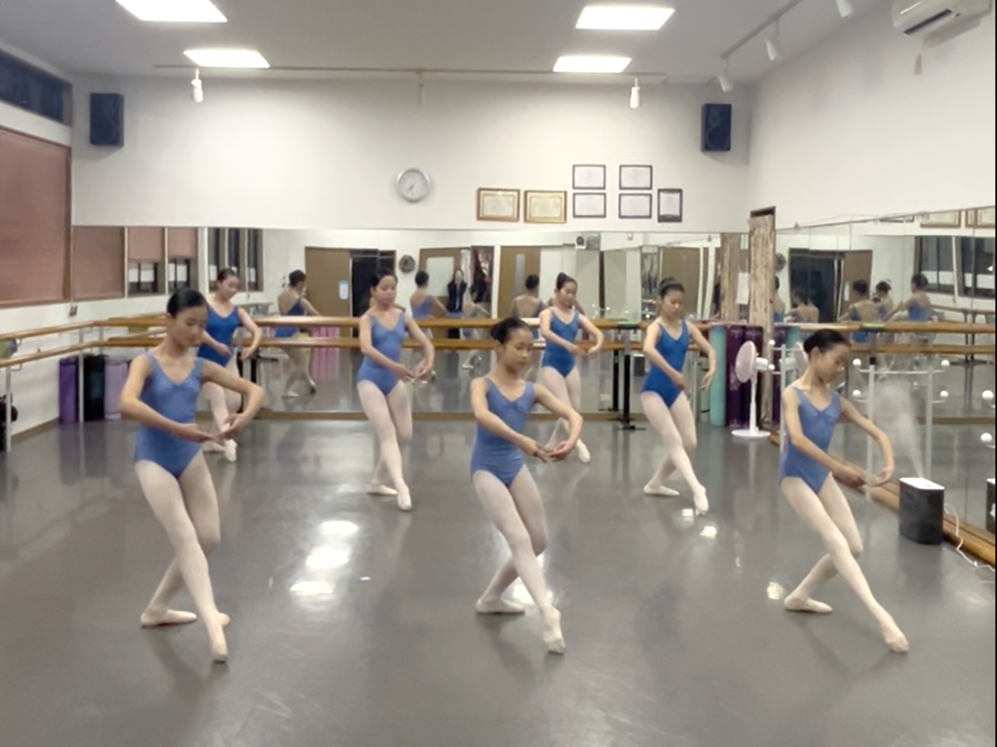 福岡市西区姪浜のバレエ教室「竹内翼バレエスタジオ」の特徴